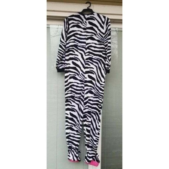 Nick and Nora Zebra Sleeper Footed Pajamas M - Picture 3 of 5